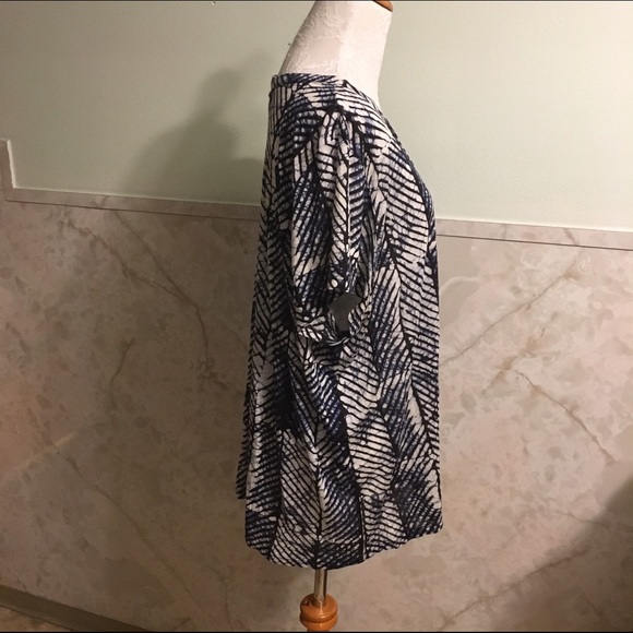 Michael Kors Lightweight Top - Picture 4 of 9